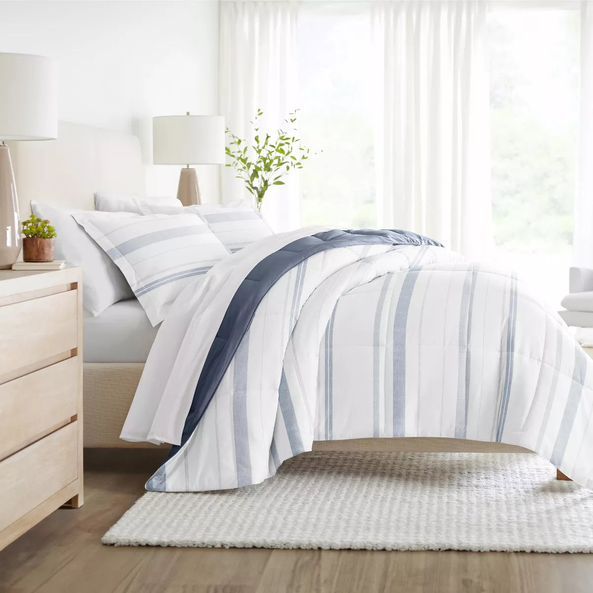 target stripe reversible comforter in blue