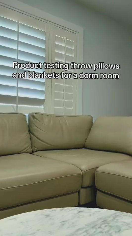 THROW BLANKET REVIEW: Decorative | Faux Rabbit